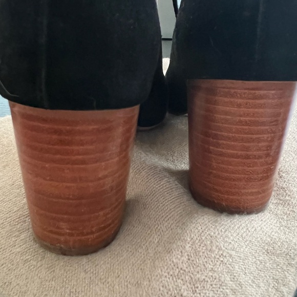 Soludos Gemma black suede stacked 2.75“ heel - Picture 5 of 10